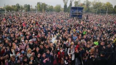 "Мы установили всех, кто там был": полиция сообщила, что грозит участникам скандального концерта Поляковой