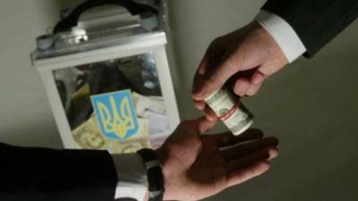 "Тысяча за голос": полиция разоблачила в Киеве схему организации подкупа избирателей