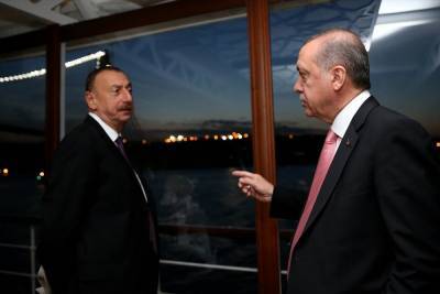 Турция заявилась не ради мира — как азербайджанцы заплатят за имперские амбиции Эрдогана