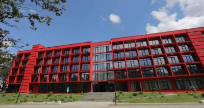 Исторический день: Кутаисский международный университет принял первых студентов