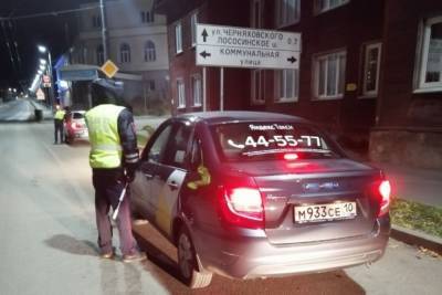 ГИБДД проверяет таксистов Петрозаводска после жуткой аварии на Карельском проспекте