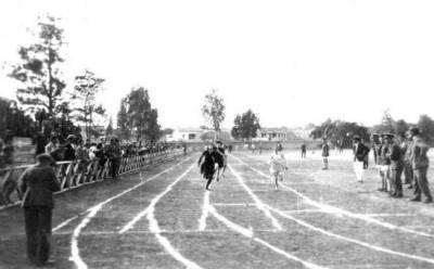 Первые спортивные соревнования на острове
