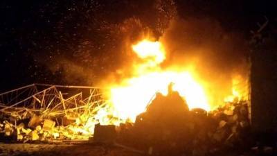 Видео: Газопровод воспламенился после обстрела Степанакерта