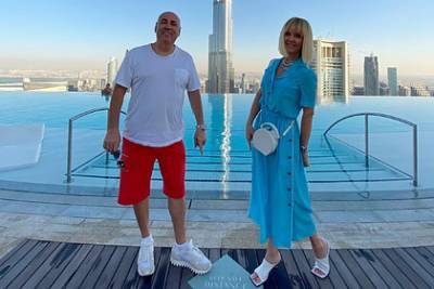 Шнуров припомнил отдыхающему в Дубае Пригожину слова о бедственном положении