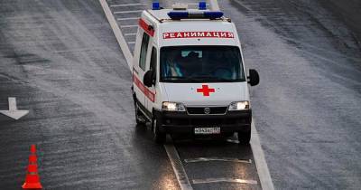 В Москве студентка упала в яму для столба освещения и умерла
