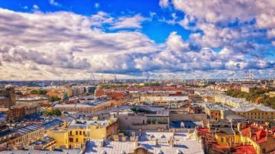 СМИ: В Петербурге могут отказаться от идеи проведения легальных экскурсий по крышам