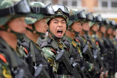 Китайские школьники будут проходить военную подготовку