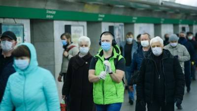 Психолог объяснила, почему петербуржцы изменили отношение к маскам
