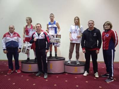 Сахалинки завоевали две медали открытого кубка по боксу в Орле