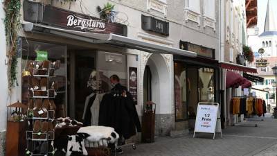 Безумные карантинные правила в Баварии: школы закрыты, но шопинг разрешен