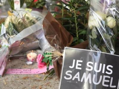 Убийство учителя во Франции: на суде предстанут семь человек