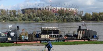Стадион в Варшаве превратят в полевой госпиталь
