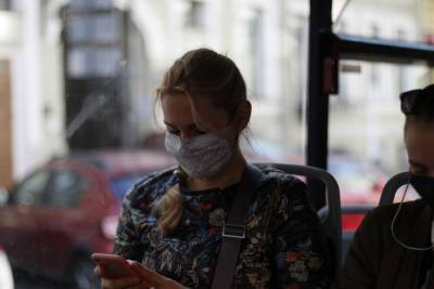 Петербуржцам без масок будут отказывать в проезде в общественном транспорте