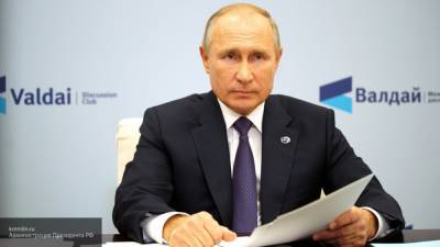 Путин призвал напряженно работать и не думать о его президентстве