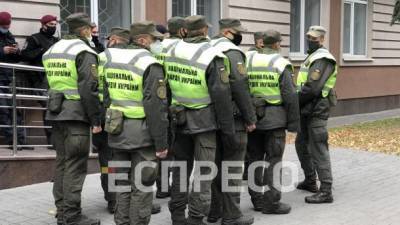 Избрание меры пресечения Антоненко: под судом проходит акция в поддержку подозреваемых по делу Шеремета