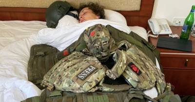 Приехавшую в Карабах Чичерину укрыли бронежилетами, пока она спала