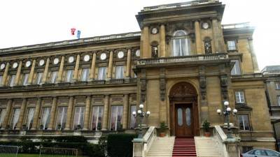 В МИД Франции рекомендовали гражданам отказаться от поездок в Армению