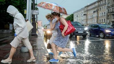 "Треть месячной нормы": Петербургу предсказали рекордные дожди