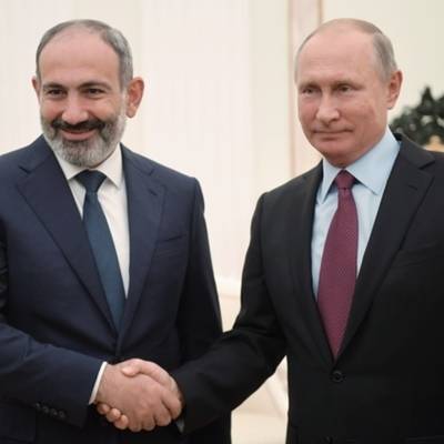 Путин провел телефонный разговор с премьер-министром Армении Николом Пашиняном