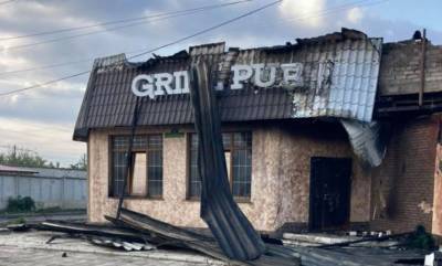 "Поджог однозначно": В центре Лисичанска ночью сгорел ресторан GRILL PUB