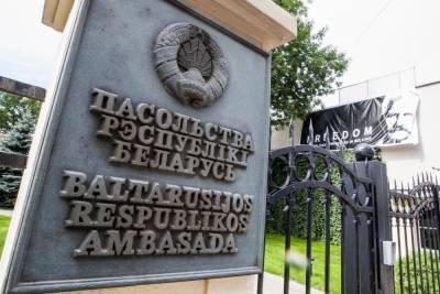Белоруссия отозвала послов из Литвы и Польши