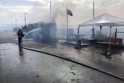 Пожары повредили КПП террористов «ЛНР»