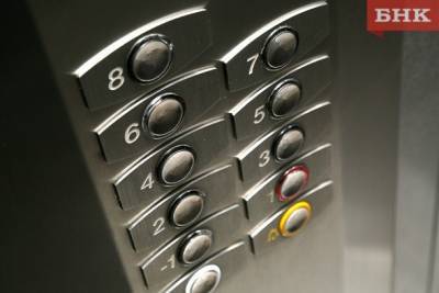 В многоквартирных домах Усинска и Сыктывкара появятся новые лифты