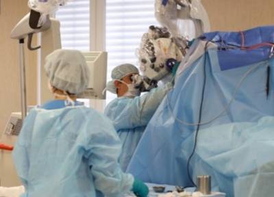 Впервые в мире! В Новосибирске вырезали опухоль человеку, которого нельзя оперировать