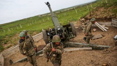 Источник: Азербайджан стягивает армию к границе с Арменией