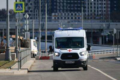 Пожилая женщина погибла под колесами машины на юго-востоке Москвы