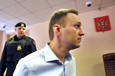 Германия запретила российским дипломатам встречаться с Навальным