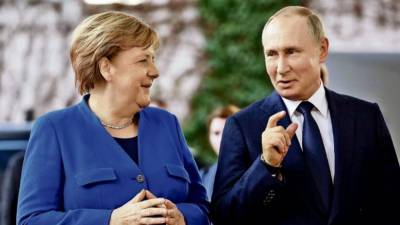 Путин подтвердил готовность РФ к диалогу с Германией