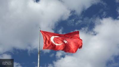 Граждане Турции недовольны из-за занижения властями статистики по COVID-19