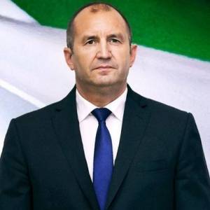 В Болгарии президент ушел на самоизоляцию