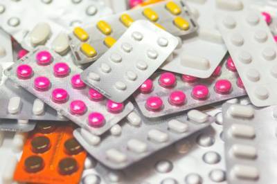 В Минздраве заявили об опасности приема антибиотиков для профилактики COVID