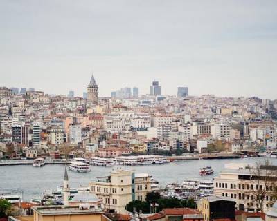 Власти Турции могут закрыть страну для туристов из-за коронавируса