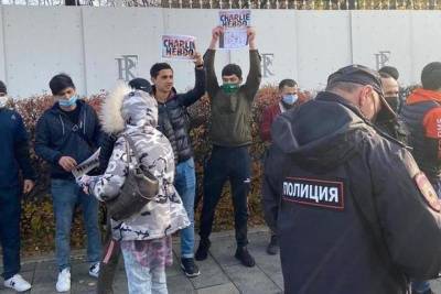 В Москве мусульмане устроили акцию протеста из-за карикатур Charlie Hebdo