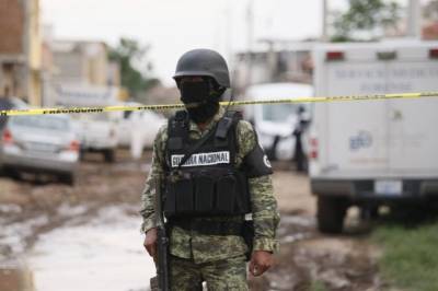 Неизвестные убили шестерых полицейских в Мексике