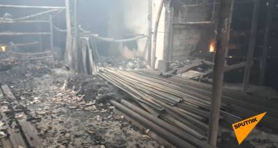 Пожар в магазине Степанакерта: появились новые кадры о последствиях удара ВС Азербайджана