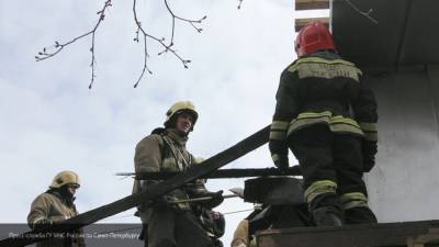 Росприроднадзор проверит данные о пожаре на заводе МПБО-2 в Петербурге