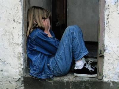 В Петербурге семиклассник изнасиловал девочку в подъезде