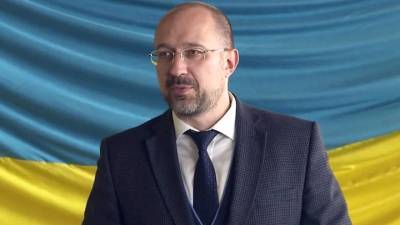 Украинский премьер высказался об отмене пенсий