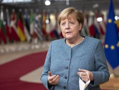 Меркель провела телефонный разговор с премьер-министром Армении