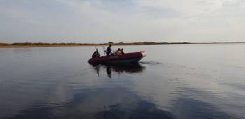 На Кубенском озере не прекращают поиски трех пропавших рыбаков