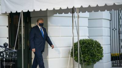 Reuters проанализировало мнение американцев о заболевании президента США