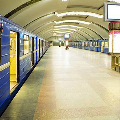 Несколько станций метро в центре Минска закрылись для пассажиров на вход и выход