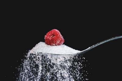 Ученые назвали последствия употребления сахара