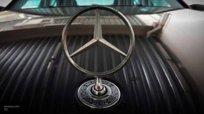 Водитель Mercedes погиб после "встречи" с каменной стеной храма Подмосковья