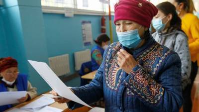 В Кыргызстане завершилось голосование на парламентских выборах