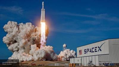 SpaceX прервала запуск ракеты Falcon 9 за две секунды до старта